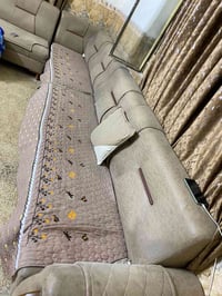 مقاعد • كنبات • قنفات • كراسي • أثاث منزلي • ديكور منزل • قنفات للبيع ...