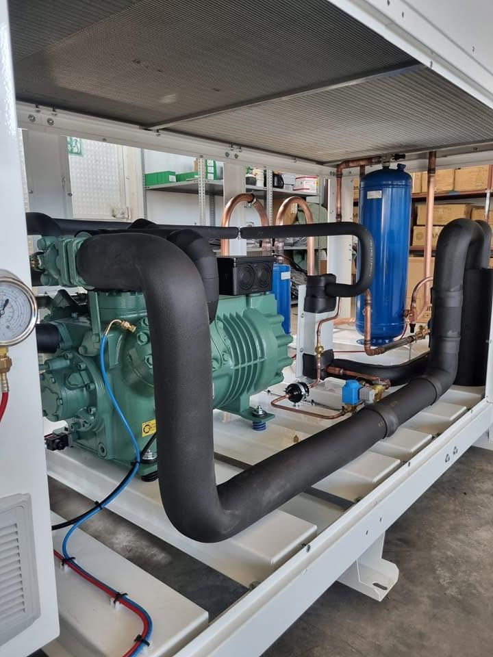 ورشة متخصصة بصيانة وتركيب ونقل برادات التجميد والتبريد 

 نوفر لك صيانة فورية وشاملة لجميع أنواع برادات التجميد والتبريد المنزلية والتجارية.  *********** 
✅تشخيص دقيق .
✅قطع غيار اصلية .
✅سرعة في التنفيذ.
✅ضمان حقيقي.
