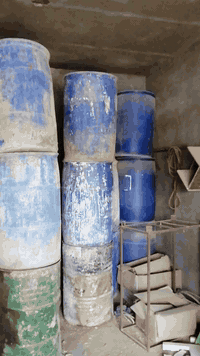 اللهم صلِّ على محمد وآل محمد  غراض سكلات لبيع وعرباين وادرلات وبراميل العنوان الناصريه ناحية اور قرب مركز شرطه مكلف بنشر اتصل ***********
