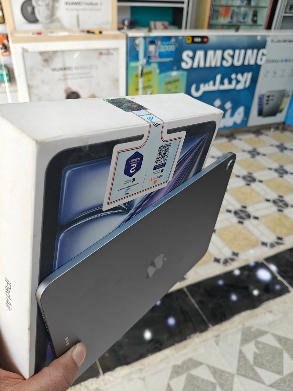 السلام عليكم 
ايباد اير 7 
معالج M3
ذاكره  128
بطاريه 💯% مشحونه 43 مره فقط 
السعر 650 الف سعر ثابت يوجد توصيل محافظات 
مكان المكتب بابل


**إذا كنت صاحب هذا الإعلان وتريد حذفه لأي سبب، رجاءا أرسل رسالة إلى الدعم الفني**