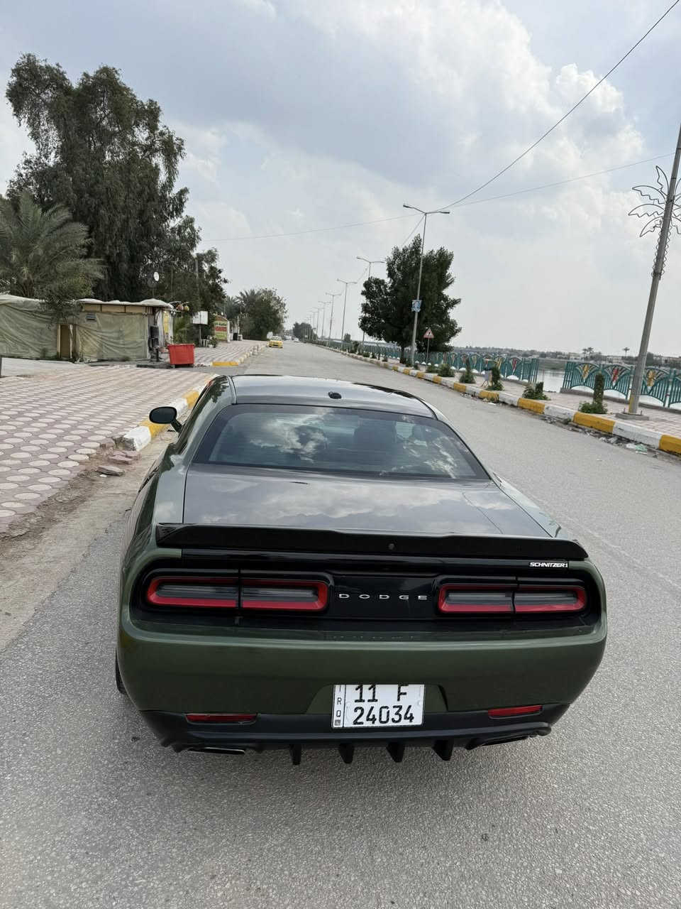 السلام عليكم
جالنجر  وارد امريكي – بجم كبس شرط بدون حادث سيارة
بيه قطعه كلير وحده جاملغ ايسر خلفي
سيارة نظيفة جداً بحالة ممتازة، 
مناسبة للاستخدام اليومي مع أداء قوي واعتمادية عالية
المواصفات:
الموديل :2018
الفئة: SXT
المحرك: V6 سعة 3600 سي سي
العداد: 66 ميل 
تشغيل عن بعد 
سيارة ألون مميز تو كلر اصل سيارة لونين 
رقم: بغداد 
تو ويل سيارة 
الملكية: باسمي، تحويل خلال يوم واحد
الحالة: مكينه كير حداديه مكفوله سيارة 
عليه إدامة كامله 
السعر : ١٧٣$ بيه مجال قليل 
 وبراد جديد 
سنوية مجددة لغاية 2030
موقع السيارة:
كربلاء _ الحله
للاستفسار:
***********
