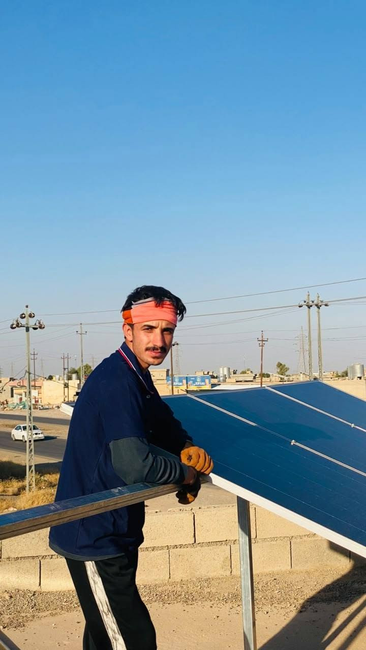 تم اليوم وبحمد الله✅
تجهيز وتنصيب منظومة #طاقة_شمسية
( مكتب الهلال الزراعي )  في قضاء الحويجة  ☀
▪️8 أمبير نهاري و 4 أمبير ليلي ✅
 
- #الواح الاصدار الحديث  قدرة 620 واط عدد 4 وبضمان 10 سنوات ✅

- 🔋 #بطارية #ليثيوم #فلستي – حجم 5KW وضمان حقيقي 5 سنوات ✅

- ⚙️ #انفيرتر #فلستي بقدرة 4KW امبير مع wifi مدمج وبضمان سنتين  ✅

تم ربط المنظومة عن طريق BMS ✅

شكرا للكادر الابطال ❤️
🟩 أفضل المواد وبأنسب الأسعار
📍 #عماد_الخليل_للطاقة_الشمسية
كركوك - حويجة –  سايدين المعارض 

📞 للتواصل والاستفسار :
*********** واتس اب 
***********

***********

#الطاقة_الشمسية #عماد_الخليل_للطاقة_الشمسية
