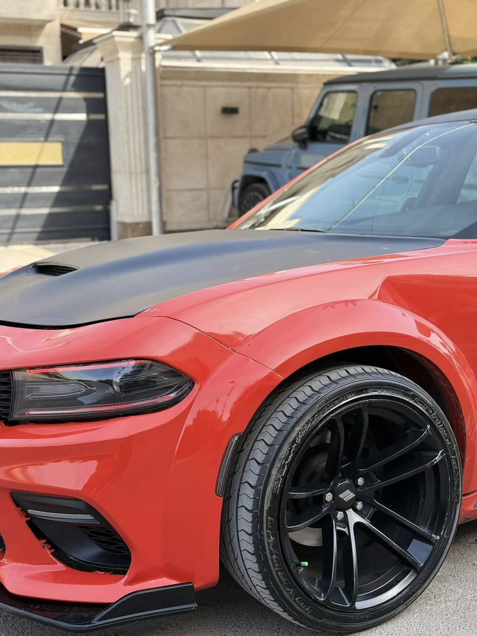 جارجر 18 ارتي محادث واتي بدي السياره جاهز داخله كلين صوره الحادث بل منشور بيه 5قطع صبغ بس صبغ بدون معجون كير مكينه كفاله رقم بغداد ثاني يوم تحويل مكان السياره بغداد السعر 173وببه مجال ***********
