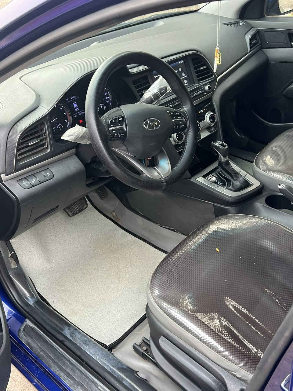 السلام عليكم 
النترا ٢٠٢٠ رقم اربيل بسمي سنوية وهزة مساقطات 
سونر مرفق ب المنشور بدون ايرباك وارد كندي صور حادثها مرفقة بيها بخشم الشاصي سحب بسيط بدون صبغ بدون كص 
جاهزة السيارة بدون نقص 
اريدها مراوس جارجر او  بجالنجر RT/MAX١٧/١٨/١٩/٢٠حادث بسيط واهم شي بدون شاصي ولا لغد ولا دواخل  ورقم بغداد او شمالي  ونتفق ع الفرق سعر سيارتي ١٢٠


**إذا كنت صاحب هذا الإعلان وتريد حذفه لأي سبب، رجاءا أرسل رسالة إلى الدعم الفني**