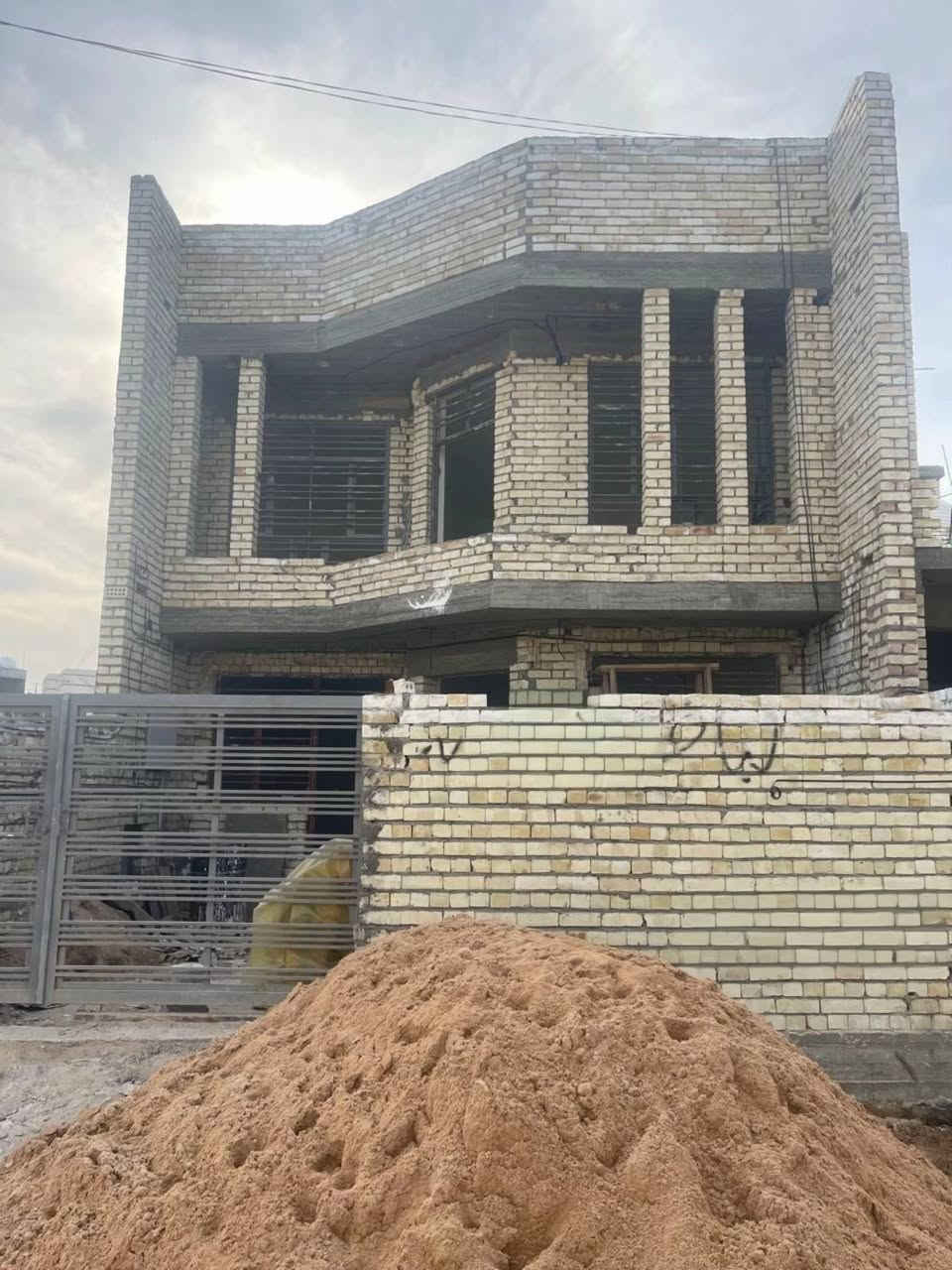 كادر لبخ وطلس وفوم لعمل الوجهات الحديثة داخل بغداد ***********
