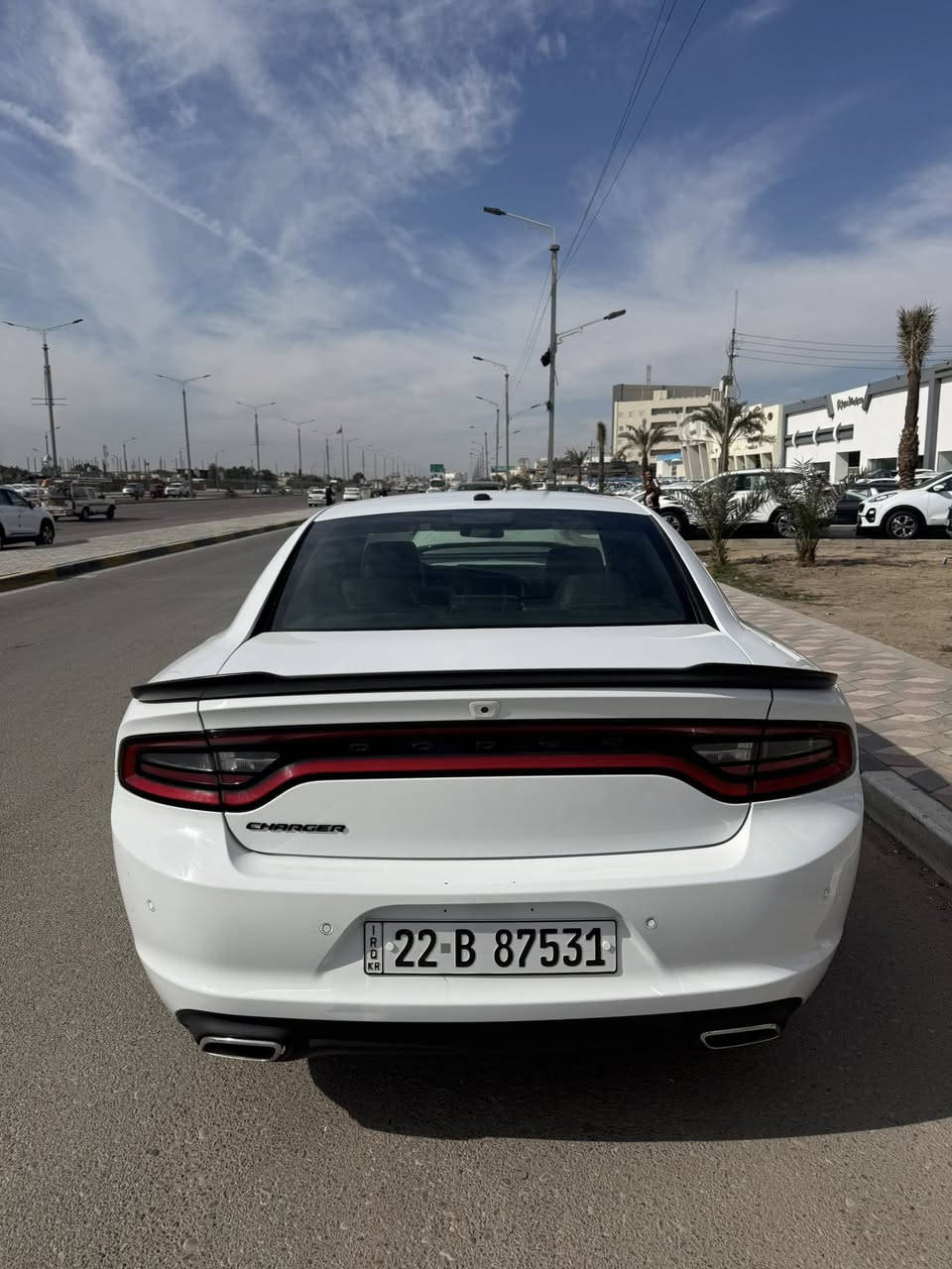 جارجر 2021 كندي
تبديل بنيد فقط
3600
رقم اربيل الجديد  سنويه 2028
ماشية 75 الف
بيع مستعجل 220 وبيها مجال مكان السيارة البصرة
***********
