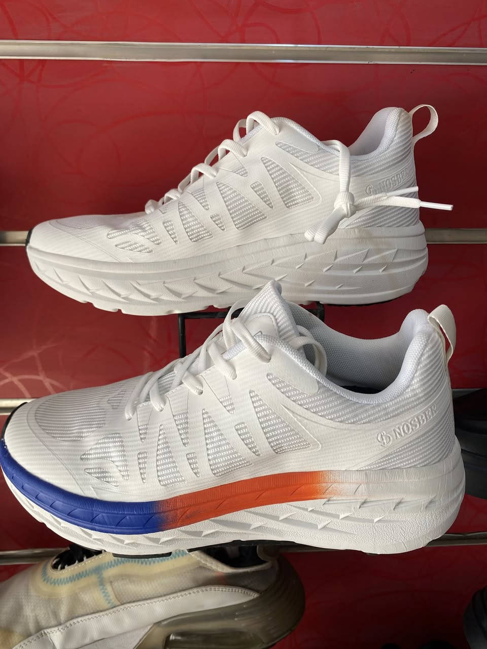 سلام عليكم تنزيلات جوه السوق أحذية الاوربيه اصليه للبيع بسعر 10 جميع الاحذيه الماركات فيتنام وإندونيسيا وسنغافوري العنوان بغداد العبيدي شارع الشهيد يوسف ***********
