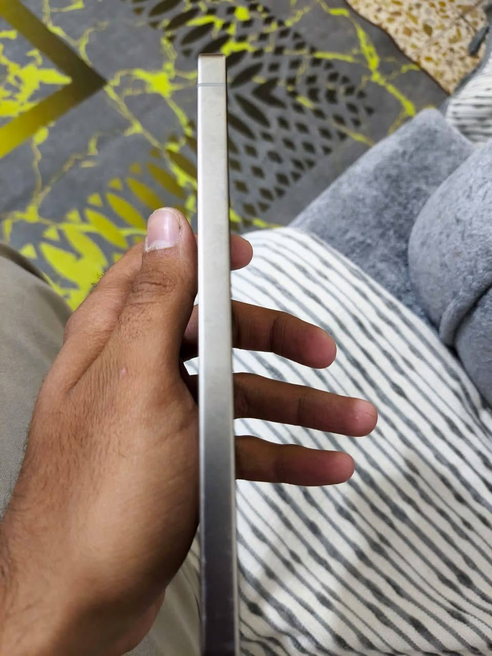 اس 25 اللترا مستخدم ٢٠ يوم نضافه 99 بلميه
ذاكره 256 ضمان كولدن كروب سنه كامله  
مليون و175 
مكاني حي اور ***********
