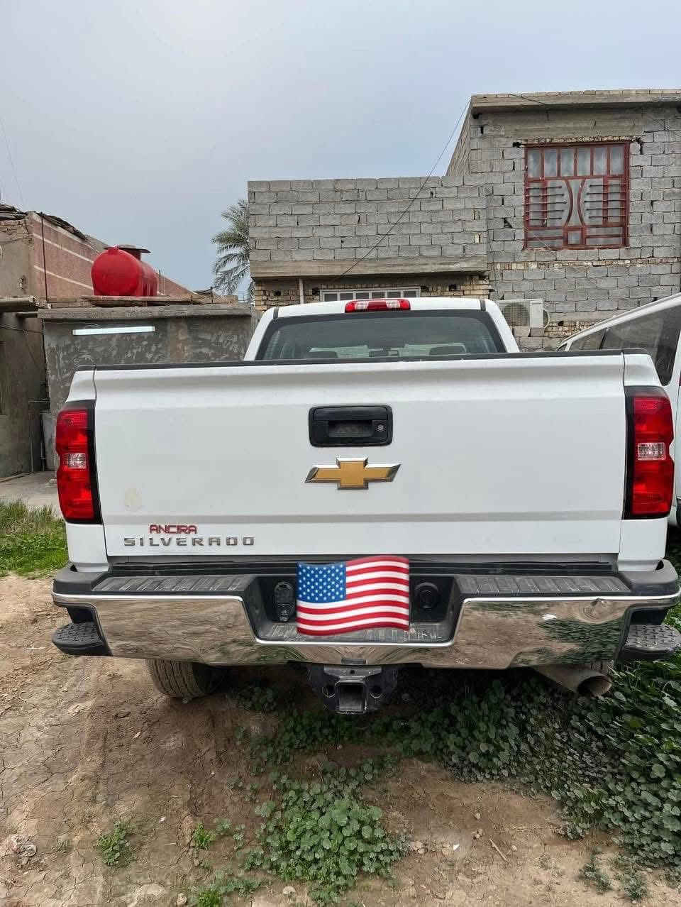 السلام عليكم من رخصة الادمن
سلفرادو 2019 حجم 2500 رقم بغداد
6.2 8 سلندر للبيع او المراوس
باب قصير بدي طويل للاستفسار اكثر 
***********
