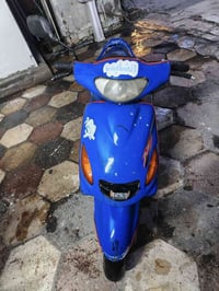 دراجه اكزز سرعه 100غنيه عن التعريف للبيع سلف هندر اشاير كلها شغاله بس ...