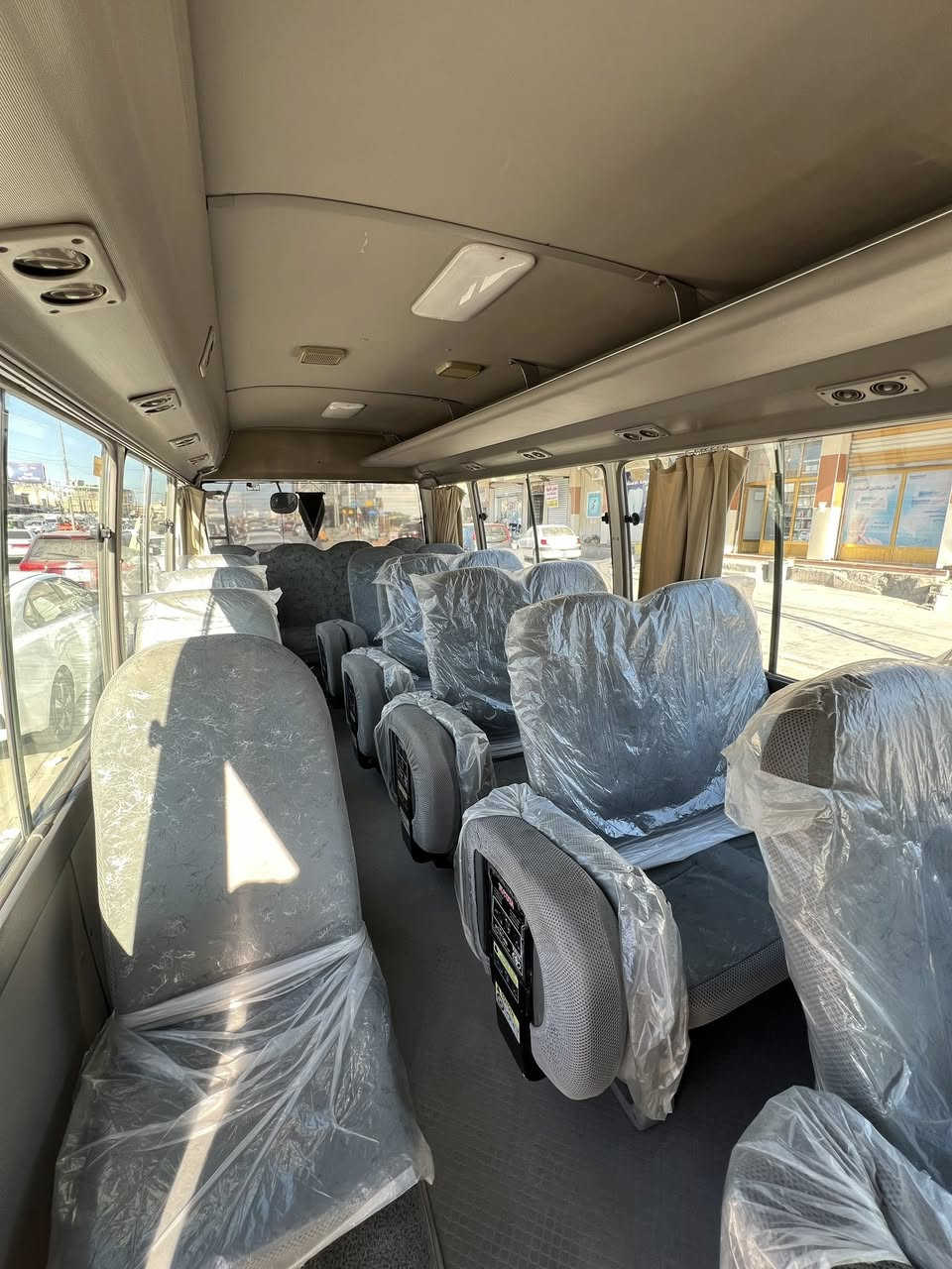 السلام وعليكم كوستر مديل 15 جاهزه للخير كفاله سياره بيها فقط صخه موضحه  بل صوره سياره خير من الله تانكي اضافي وركه اضافيه جوبلس بلاد ست تايرات تبريد محور قلابي ستاركس الاصلي تفصيخ  سياره رقم بغداد النكليزي سله داخليه سياره جاهزه فول سعرها 370 
رقم الهاتف :***********
