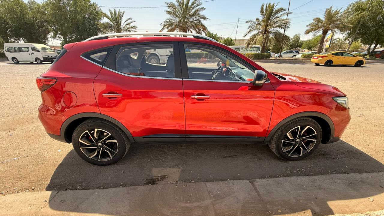 MG ZS 2022 
عداد ٤٣ الف 
حالة ممتازة
صبغ بسيط في الامام 
للبيع 
التواصل مع ***********

