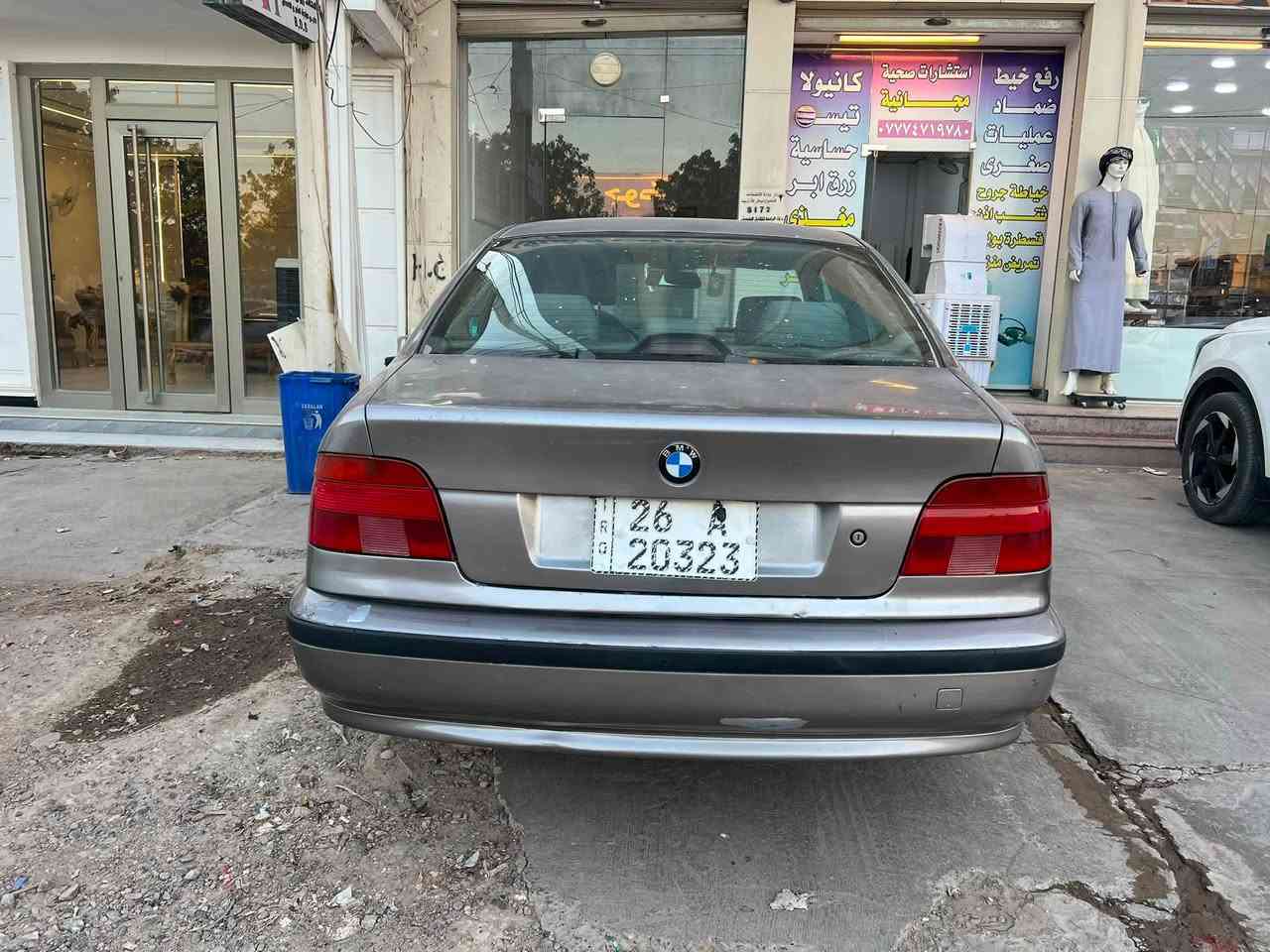 بي ام صقر مديل 1998
كير محرك تبريد ثلج 
حداديه تخم تاير ويل كب اكروم
كهربائيات كلها شغاله 
لايتات زنون مقاعد كهراباء
محرك تك فانوس 528 
فتحه سقف كأمره خلفي
السياره بعد احلا من الصور
سياره كلش حلوه ونضيفه 
سنتر لوك 
كل هذا المواصفات 
السعر 75 وبيها مجال
مكان السياره صلاح الدين 
سامراء اني مكلف بل نشر
رقم صلاح الدين انكليزي 
تحويل ثانيوم
هذا رقم صاحبها 
***********اني 
مكلف بل نشر 
بيع فقط

