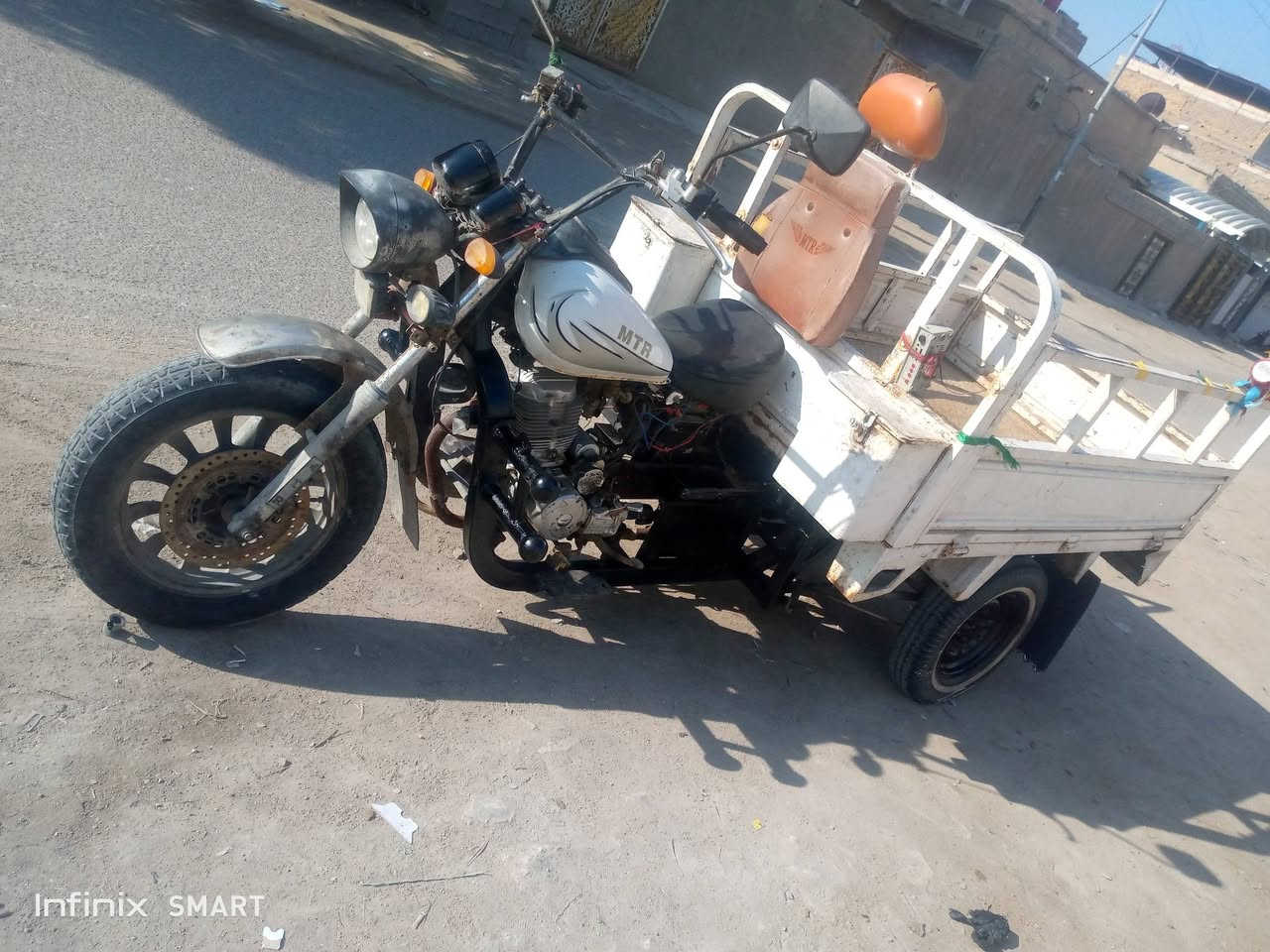 سعر 850رقم وسنويه اسود وتفاصيل بل فيديو بصرة ابو الخصيب قرب السوك ***********
