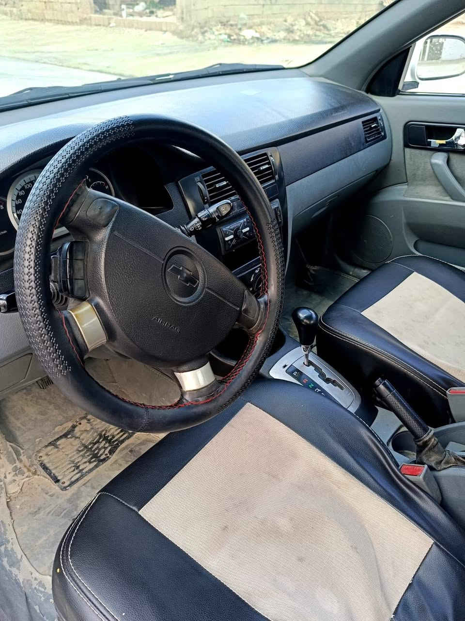 اوبترا  موديل 2009 كير توماتيك مكينه بيه خيط بخار معروف  هاي بكل اوبترا سنويه ورقم جديد بشرط تحويل او وكاله عنده ورقه بنزين ضرر جاملغ سايق صبغ رشه فقط بسبب شخط ودوسه يم قبغ بانزين بي معجون تقيريبا شبرين حلوب بيه چم قطعه صغير  سياره حلو وجاهز مال بيت بدون مصرف سعره 75
مكاني كركوك ***********
