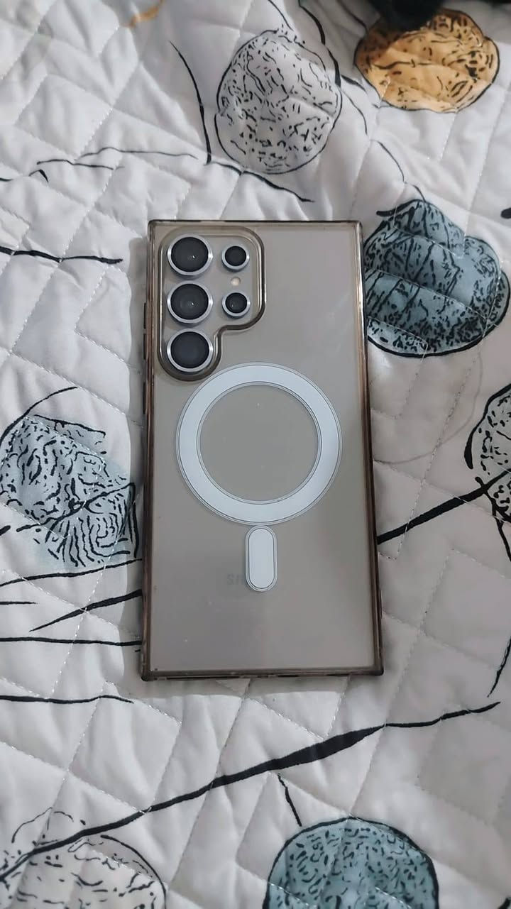 السلام عليكم جهاز اس 24 الترا فقط كارتون وياه جهاز نضافه 100/100 فقط الشريحه واقفه يحتاجله نضام وتشتغل الشريحه الجهاز نضيف كللش للاستفسار الاتصال عله الرقم ***********
