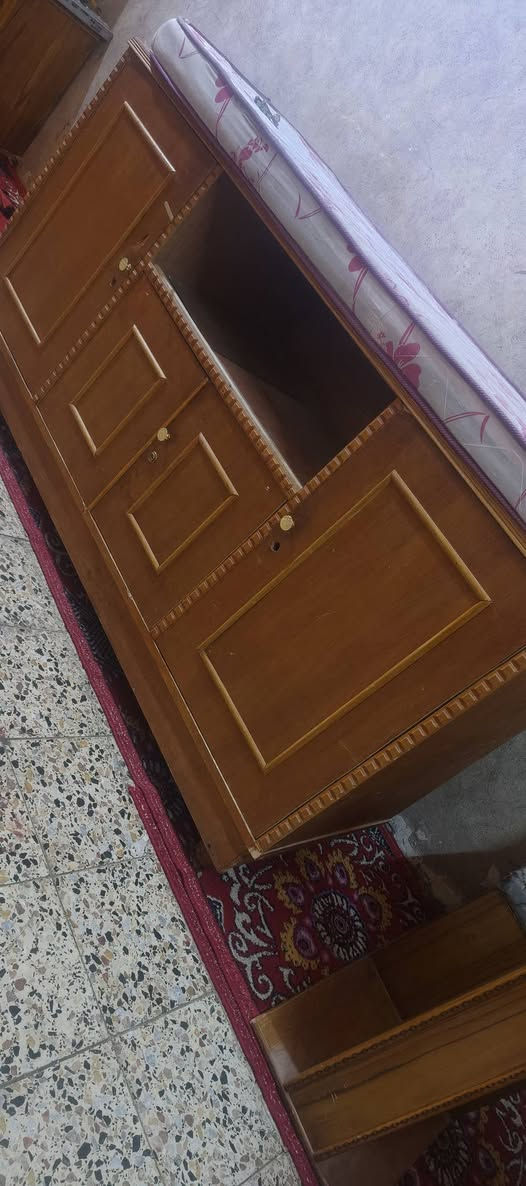 بوفيه لييع صاج تسكام كلش نضيفه سعرهه 100 وبيهه مجال وكرسي مال صله لبيع جديد مستخدم كلش قليل كاروك طفال مستعمل قليل سعر لكاروك 35 وبي مجال عنواني بصره حيانيه


**إذا كنت صاحب هذا الإعلان وتريد حذفه لأي سبب، رجاءا أرسل رسالة إلى الدعم الفني**