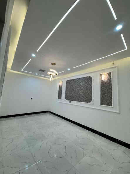 📢إعلان رقم: (590)
 على شارع العقار 10M
📌 الموقع: [حي عدن]
🏠 النوع: [دار  طابقين]
📐 المساحة: [100M]
📄 السند: [سند طابو رسمي / ملك صرف ]ا
لسعر :175 مليون مع بعض مجال 
المحتويات ستقبال  مطبخ حار وبارد مجموع الغرف3 نوم مع الملحقات مجموعة صحيات_____________________________⚜️عقارات دار الخير ⚜️‏‎📍العنوان : كركوك_ حي عدن_ بداية سايدين مقابل مول متوكل —————————————————-‏‎📞ابو اوس***********
أحمد  ***********
