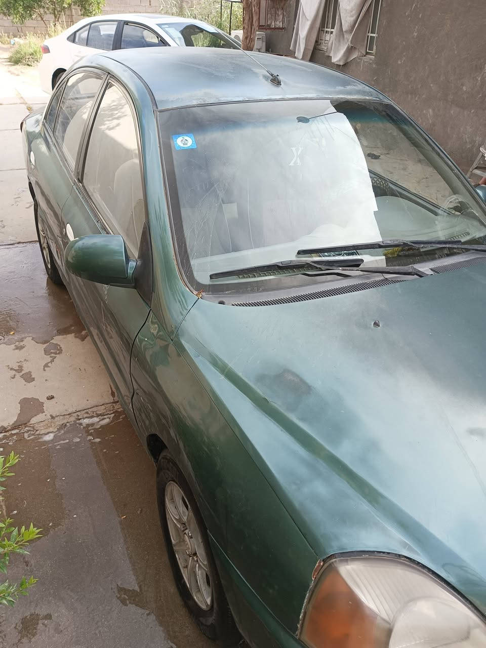 كيا ريو موديل 2003 للبيع بيها طخان خفيفه دعاميه الخلفيه وباب وجاملغ مثل ماموضح بالصور تبريد ثلج رقم بغداد تحويل ثاني يوم محرك 1600 السعر 52  المكان بغداد الاتصال بالرقم ***********
