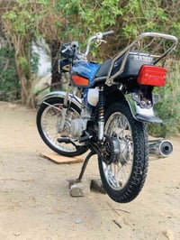 أوراق اصولي سعر ٤٠٠ وبيها مجال 07850445221