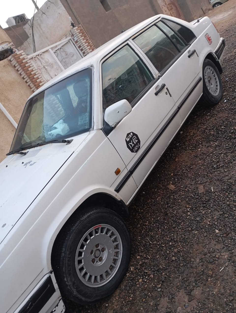 السلام عليكم فالفو رقم مثنئ سنونه نافذه مداور مباشر مكينه وكير ونجي بل كارتون حداديه تبريد تخم تاير لايت زنون كهربائات كلهاا شغله رجآ مكلف بل نشر التفاصيل اكثر  رقم صاحب السياره***********  مكان السياره الديوانية قضاء الشنافيه  السعر 45وبيهاا مجال
