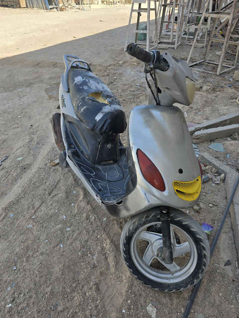 دراجه اكزاز لبيع
مجفته مكينته وناعمه وشغاله من اطول لطول سلف هندر كهربايات كامله امرتبه 
السعر 250 وبها مجال 
مكاني سوق الشيوخ 
***********
