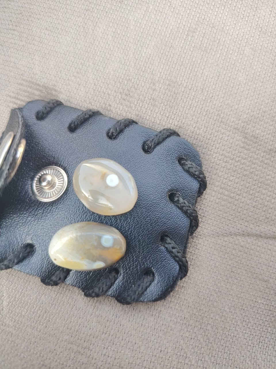 للبيع لا اني اشتغل بيهن ولا حجار عندي ذني الاثنين اليعرف بيهن يجي ويشوف الطاقه بنفسه ويتأكد

والمايعرف وعنده روحاني يفصح يمنه ويتأكد مكاني كربلاء سعر ١٠٠ قفل


**إذا كنت صاحب هذا الإعلان وتريد حذفه لأي سبب، رجاءا أرسل رسالة إلى الدعم الفني**