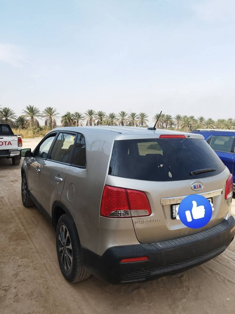 11 سورنتو بانزين 4 سلندر  مكينه كير تبريد حداده تخم تأير جاهزه من كلشي جديده كصه وحده ب55 وبيها مجال ***********البصره القرنه
