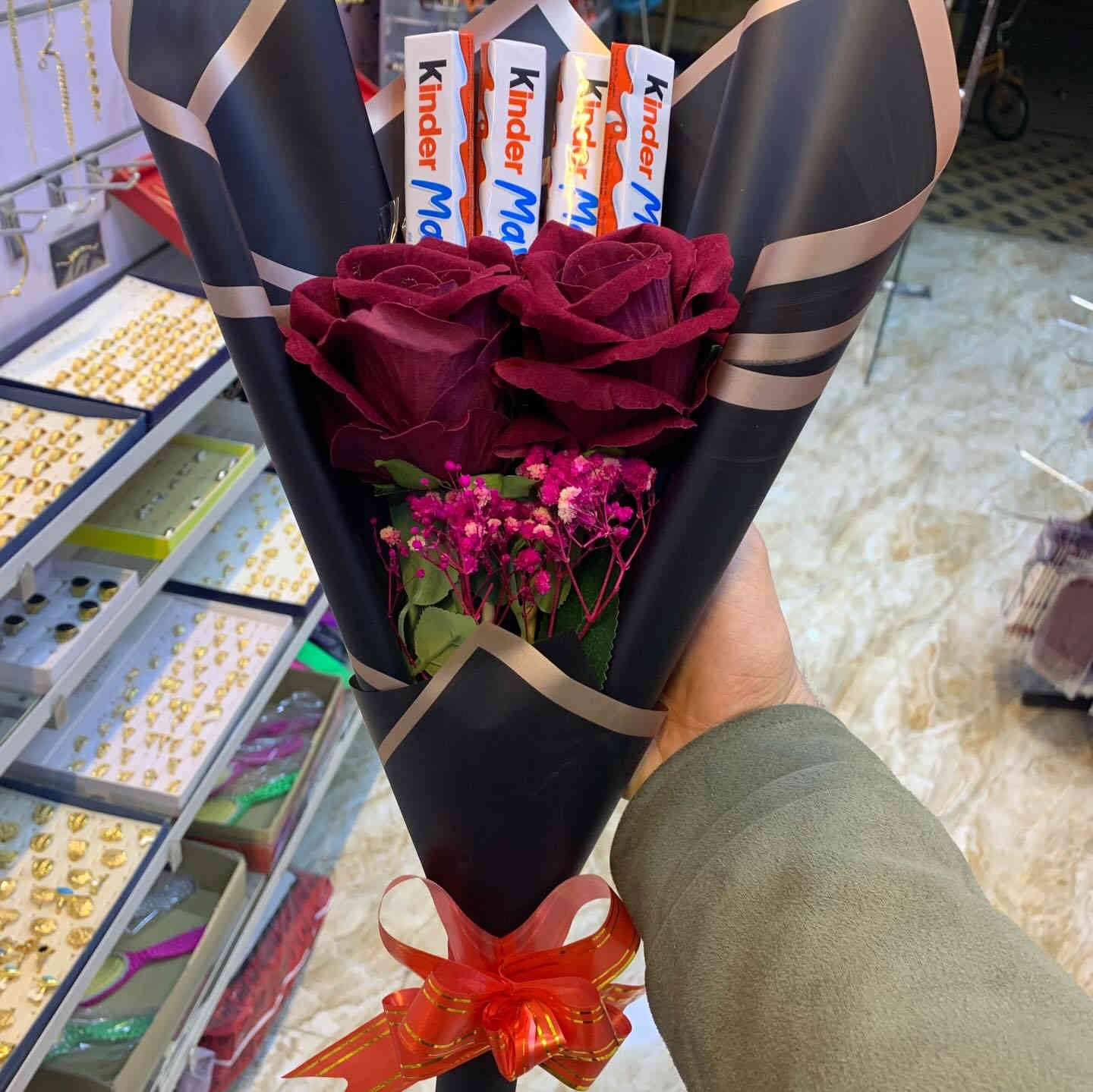 ورد جوري اصطناعي مقارب للطبيعي🌹🌼العمل حسب الطلب  الزبون.  العنوان 📍/الانبار -هيت حي الجمعية مجمع مكة مقابل مستوصف حي الجمعية مجاور عطارية حسن حيا
يوجد خدمة توصيل 🛵 ولكافة محافظات العراق 
‎*********** واتس اب⁩⁩ #وردصناعي #عيدزواج
