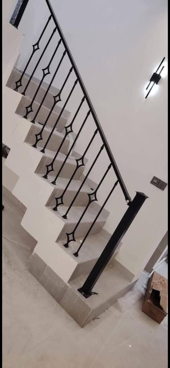 الوكيل الحصري لشركة ثامن معرض السبطين متوفر جميع أشكال المحجر الصب الإيراني ***********العنوان بصره
