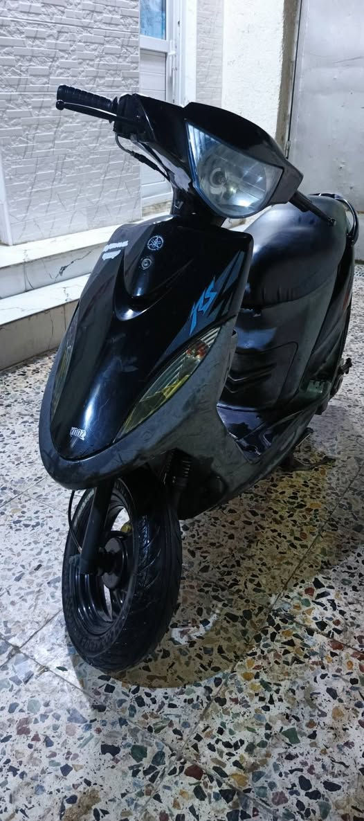 السلام عليكم
للبيع ماكس عدله كفاله عامه مكينه فول نعومه كهربائيات كلهه شغاله زوج تاير جديد دراجه كلش نضيفه مال بيت الدراجه مختمه شرط برغي ماناقصها بالعافيه الي ياخذها السعر 750 وبيهه مجال ***********
