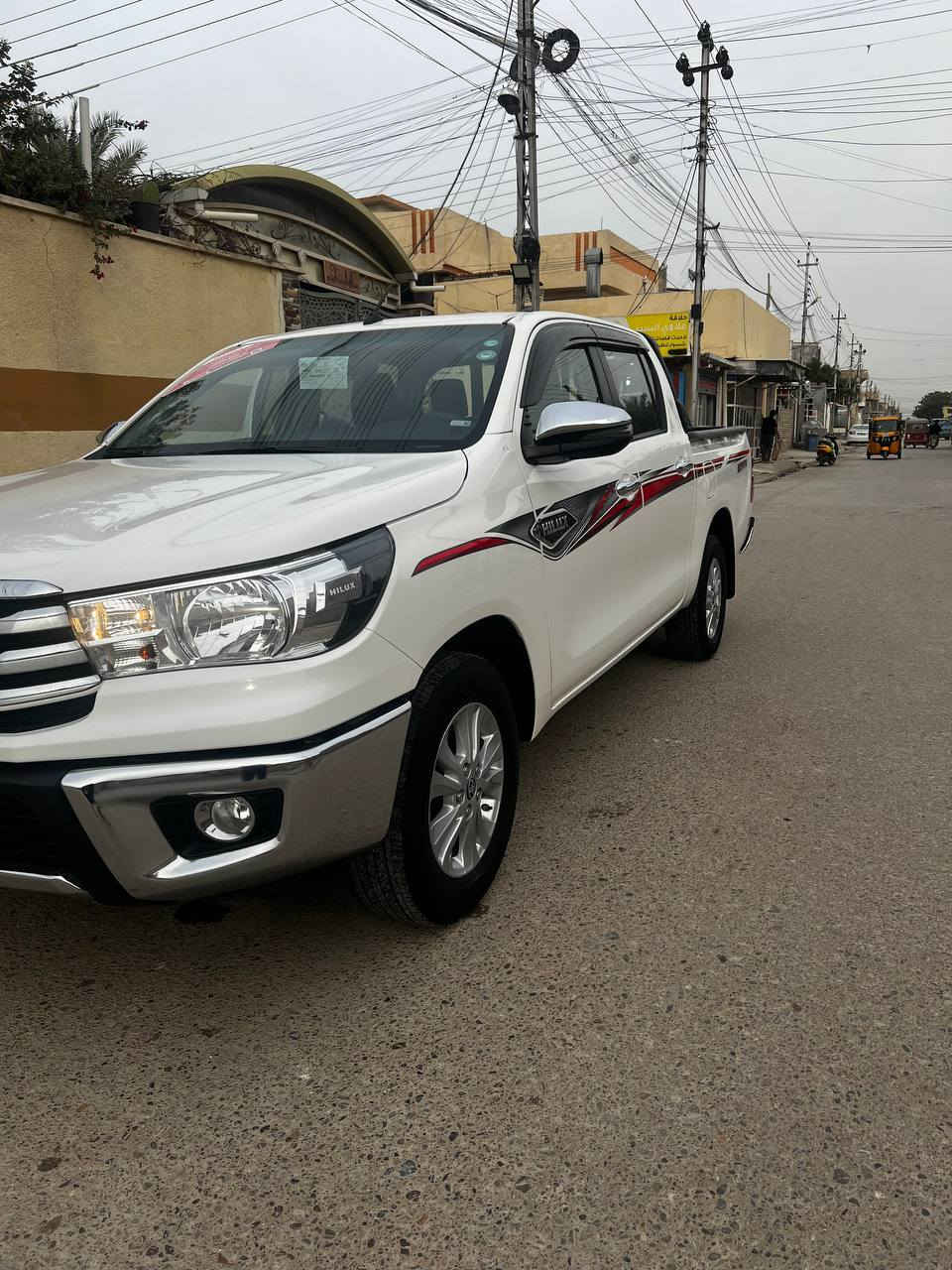 تيوتا هايلوكس ناصي SAS  للبيع 2024   السيارة فوول مواصفات  وضع الزيرو وكالة ماشيه 30 ألف رقم أربيل دولي دوشمة أرضية + كشنات جلد مكفولة كفالة عامه من الشخط 
عنواني بغداد المعامل 
للأتصال :   ***********
