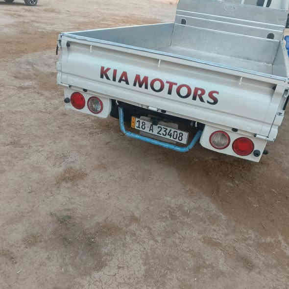 السلام عليكم 
كيه للبيع موديل 2013 مكفوله كفاله عامه 
رقم بابل نكليزي هزه جديده سنويه مجدده
سياره بلواقع والحقيقه احلا من الصوره
مكان السياره بابل الشوملي 
السعر ١٠٣$ 
السنويه بأسمي تريد وكاله تريد تحويل حاظر 
***********
