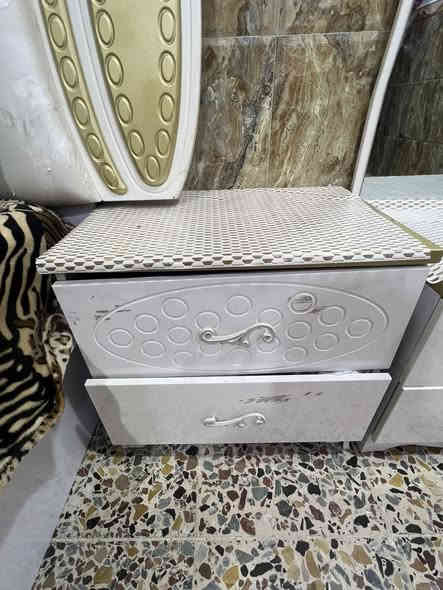 غرفه عدد 6 قطع السعر مناسب بيع مشتعجل ***********
