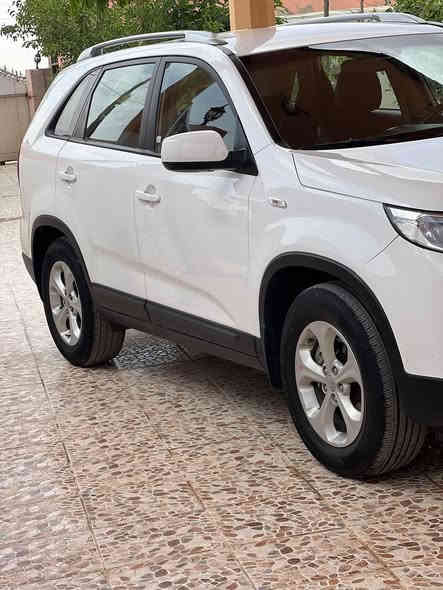 سلام عليكم كيه سورنتو 2014
محرك6
تبريد 3
نضام ايكو 
7راكب 
ملاحضه بيها بطارف البونيد 5سانتيم صبغ 
ورصعه بل سكف طالب عليه 180
*********** مكاني كركوك عمل الشعبي
