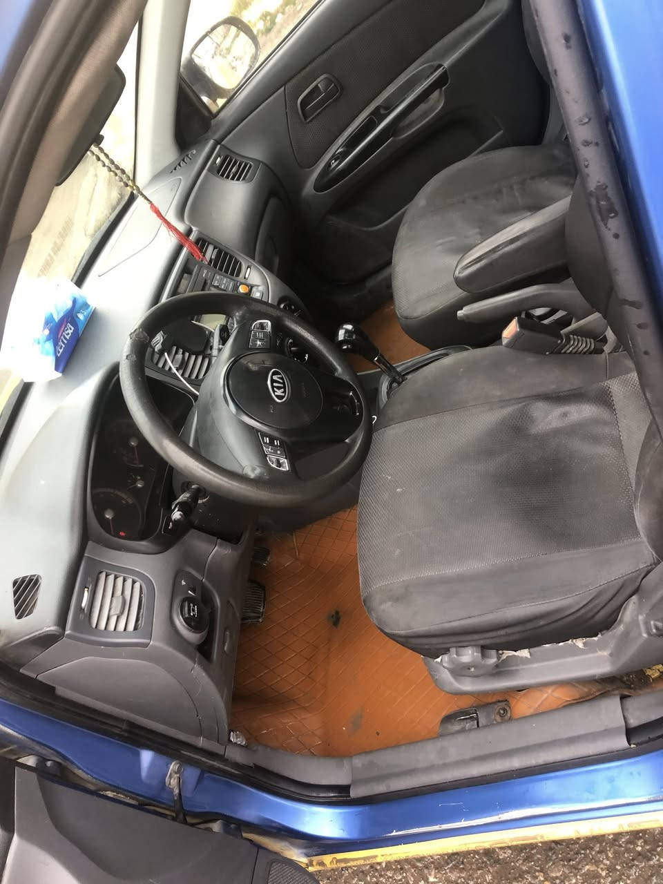 السلام وعليكم كيا ريو 2010 مكينة شرط كير شرط والباقي موجود بالصور بالسونار السعر 80 ورقه للتواصل *********** 
واتساب ***********
