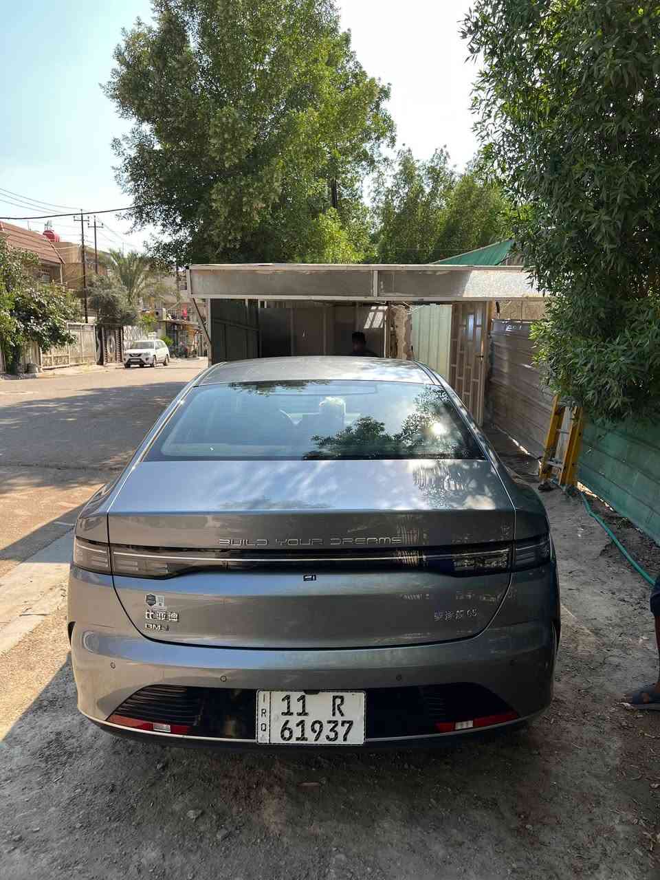 السلام عليكم بي واي دي دستروير 2025 بحالة الزيرو رقم بغداد بأسمي موصفات معروفه سياره كفاله عامه بدون صبغ او بارد او تبديل او رصعات او شخوط العداد الكلي 2000 سياره بعدهي زيرو
بي واي دي دستروير  لبيع أو المراوس حسب القناعة 

السعر 19مليون وبيها مجال 

***********

مكاني بغداد الشعب 

السلام عليكم بي واي دي دستروير 2025 بحالة الزيرو رقم بغداد بأسمي موصفات معروفه سياره كفاله عامه بدون صبغ او بارد او تبديل او رصعات او شخوط العداد الكلي 2000 سياره بعدهي زيرو
