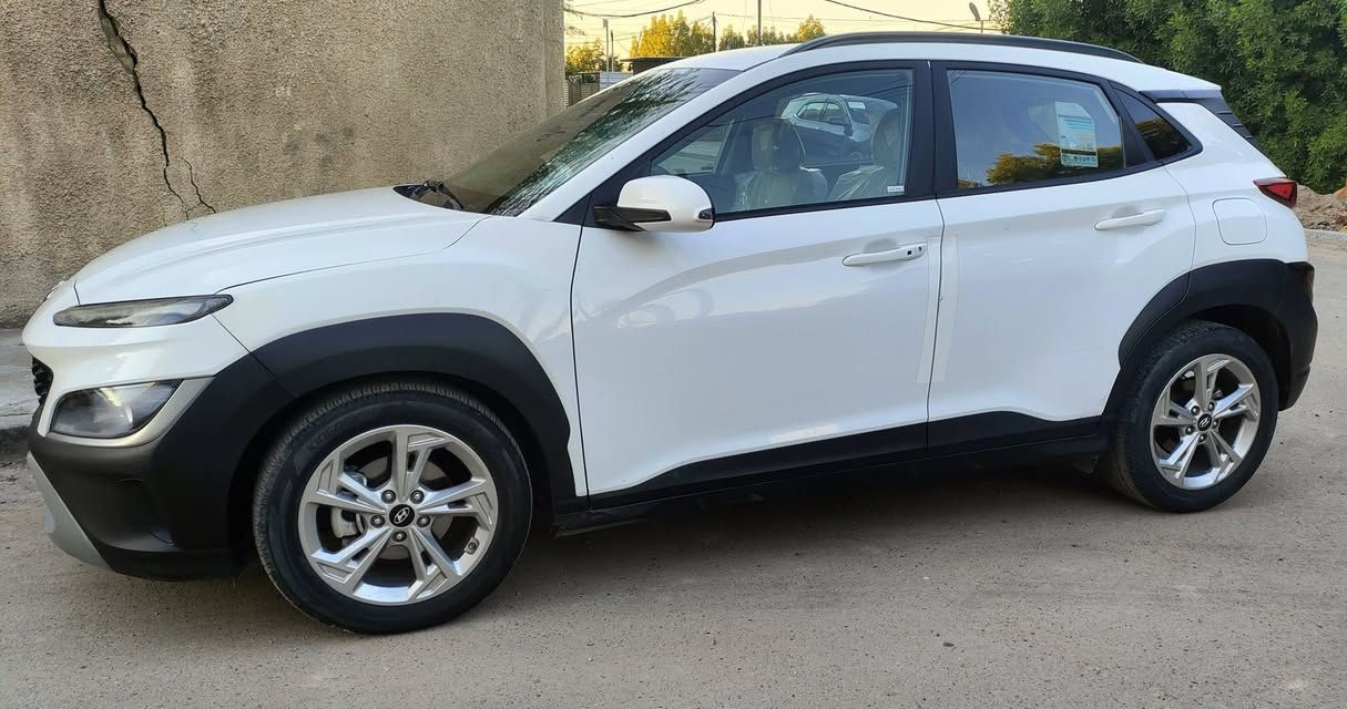 اللهم صل على سيدنا محمد وال محمد 
للبيع وبسعر مناسب 
كونا 2022
رقم بغداد الجديد باسمي 
لون ابيض

حادث امريكا فقط بنيد وجاملغ
وهنا قبغ جنطه يعني 3 قطع 

فول عدا الفتحه 
المواصفات.
بصمه تشغيل وابواب 
تشغيل عن بعد
داخل ابيض
3 انظمة قيادة 
توقف ذاتي 
شاشه كبيره 
كامره دواره
رادارات
حساس خلفي
وباقي المواصفات  المعروفه
ماشية 32 الف  ميل قابل للزيادة

محرك 2000 دوش 
كير أوتو  وعادي
 تبريد كير محرك كله نظيف جدا
السعر 136 ورقه بيها مجال بسيط 
 
التفاصيل كاملة بالمنشور مع السونر
مكان السياره بغداد حي الاعلام‏‪

***********
***********
