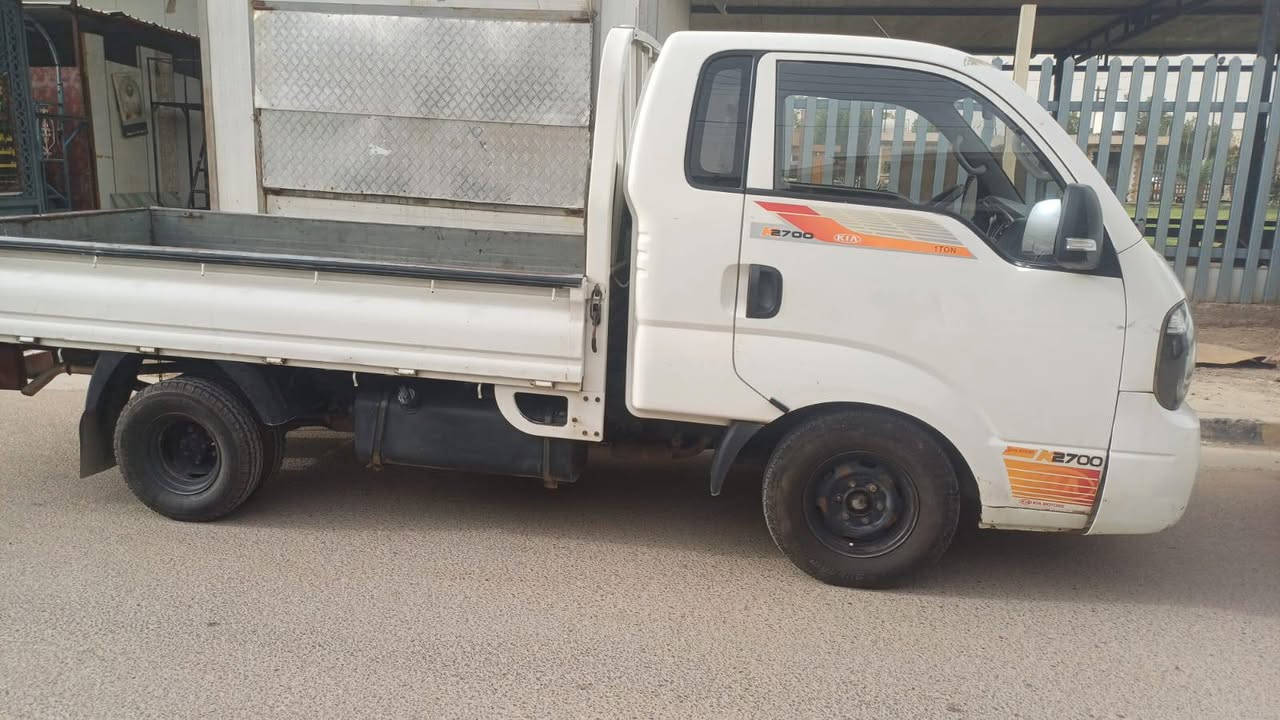 السلام عليكم كيا حمل رقم بغداد موديل ٢٠١٨ بسمي تحويل ثاني يوم *********** السعر 120وبيه مجال مكاني بغداد
