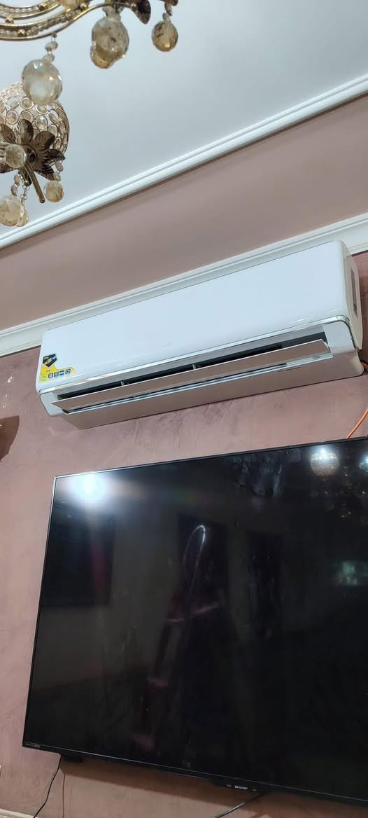 انتعاش للتبريد   Refreshment for A/C
نصب سبالت _ صيانة موقعية _ شحن غاز _ غسل _ تصليح 
للاتصال
صادق *********** واتساب
قطع غيار اصلية _ ضمان بالعمل _ اسعار مميزة وتنافسية 
خلي بيتك بارد ومنعش ❄️ 🌬️
