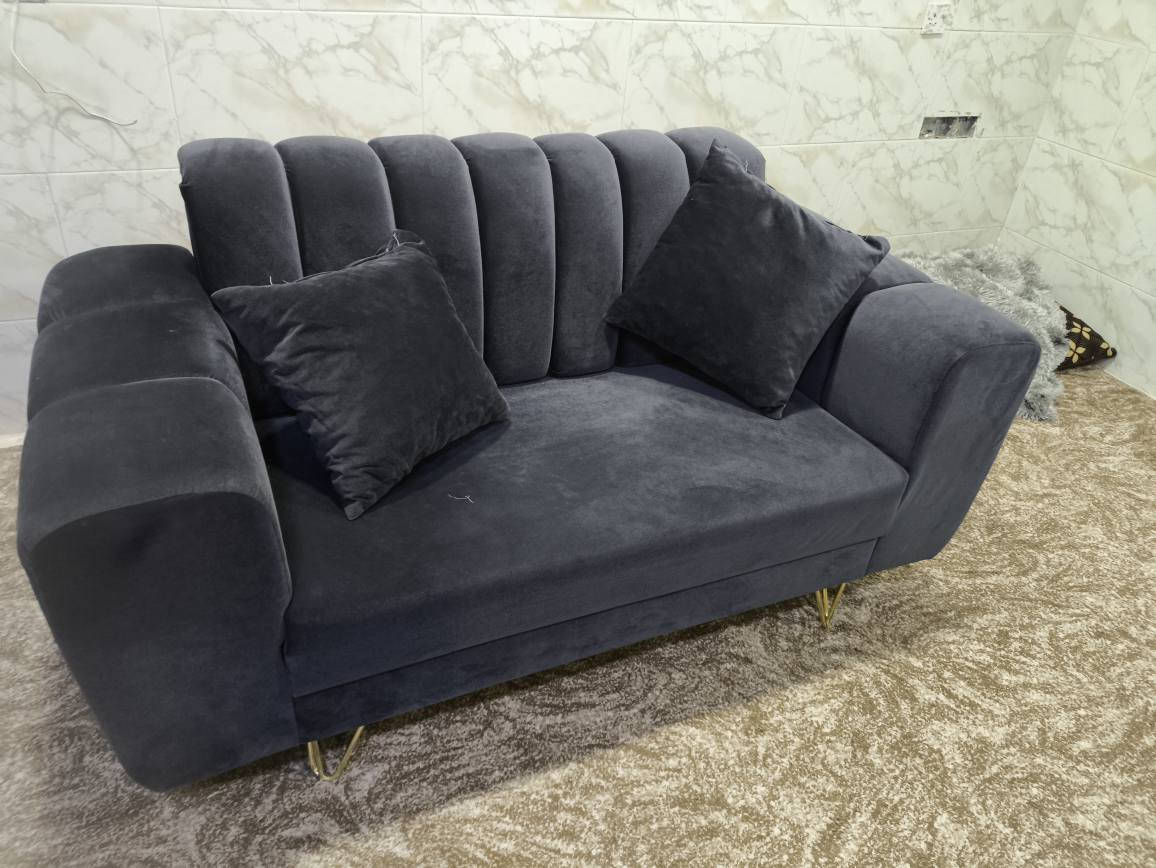 تاقم قه نه فه ی 10نه فه ری به شه رت ده ستکرد بو فروشتن سلیمانی ڕاپه رین *********** السليمانية, العراق
