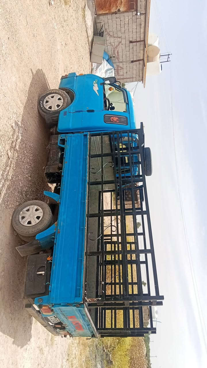 سلام عليكم كيه بنكو موديل 96  بسمي سنويه 31 تحويل ك مباشر  ++كير محرك خير من الله  هزه جديده 
نضيفه خير من الله بدون صبغ رش بل صفاحيات بدي بس 
بدون خياس رقم شاصي واضح مو شعار 
قماره نضيفه دوشمه حلوة محجر كامل  جامات جوبي 
 صندوق عده  ماسحات زراكات كله كامل  درع امامي لايت زينون ابيض ثلجي 
كج حماوة كاز شغالات 
مكاني ديالئ مندلي 
تصال‏‪0771 442 1374‬‏
السعر 58 بيهة مجال
