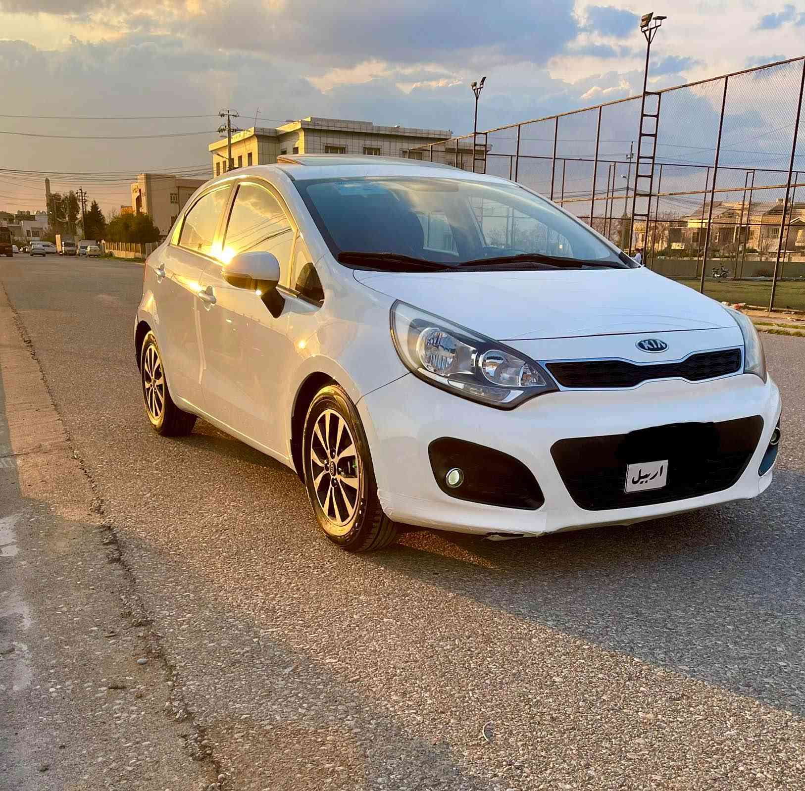 بيع سريع 🔥🔥🔥🔥كيا ريو فوول مواصفات ،
٢٠١٤ فوول
كلين بدون صبوغ. (ارخص سعر بالسوق )🔥(سعر.95ورقة مجال بسيط 👌)***********كورك واتساب📞 أربيل, العراق
