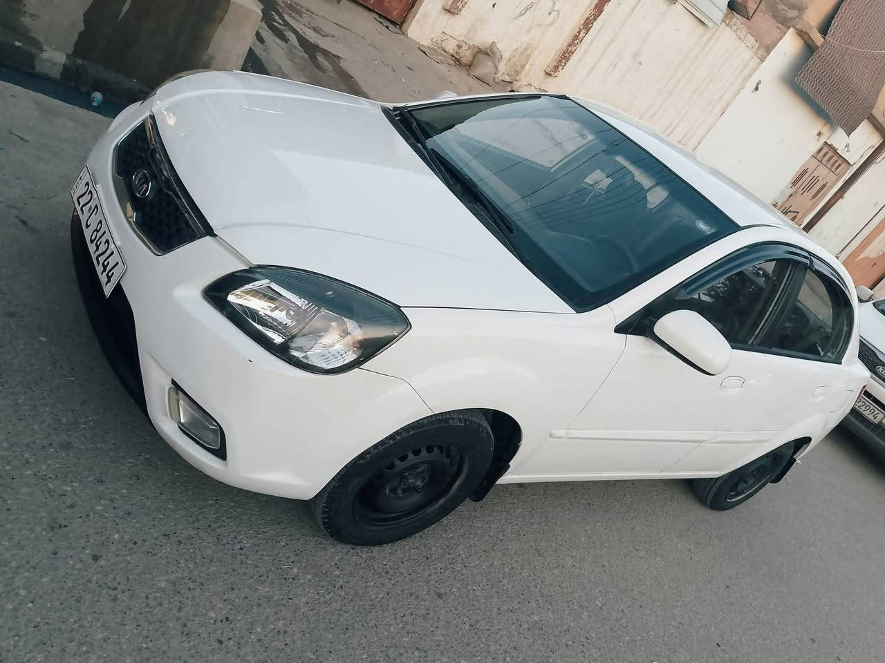 كيا ريو موديل 2012
رقم اربيل دولي شرط التحويل بأسمي
كابون بانزين بيها 
سنويه جديدة هزه وفحص جديد
داخل برايد
محرك 16شرط
وكير شرط 
صبغ بين بابين السكن مأشر بالصورة ومكانات بارد بيها كد كرت
السعر 95 بي مجال
التواصل مع الرقم
***********
