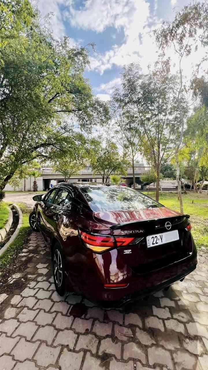سلام عليكم نيسان سنترا 2024
اللون ماروني (عنابي)
ماشية 10 الف مايل 
موصفات sv معروفة 
نقطة عمياء 
تحكم ستيرن 
رادارات خلفي + كامرة دوارة 
3 انظمة قيادة ( سبورت + ايكو+ نورمال )
ابواب+ جنطة بصمة
شاشة كاربلي
اوتوستوب  
السيارة جديدة جداً ومماشية هواية 
ضرر قطعتين (جاملغ سكن وبنيد مبدل) + شي خفيف جداً تصليح داخل بدون شواصي ابداً 
رقم اربيل ترقيم جديد ب اسمي وتحويل ثاني يوم 
السعر 133 ورقة وبيها مجال للبيع فقط والسعر مناسب بسعر الكاتي  
الشراي يخابرني ويدلل عنواني كركوك ***********

