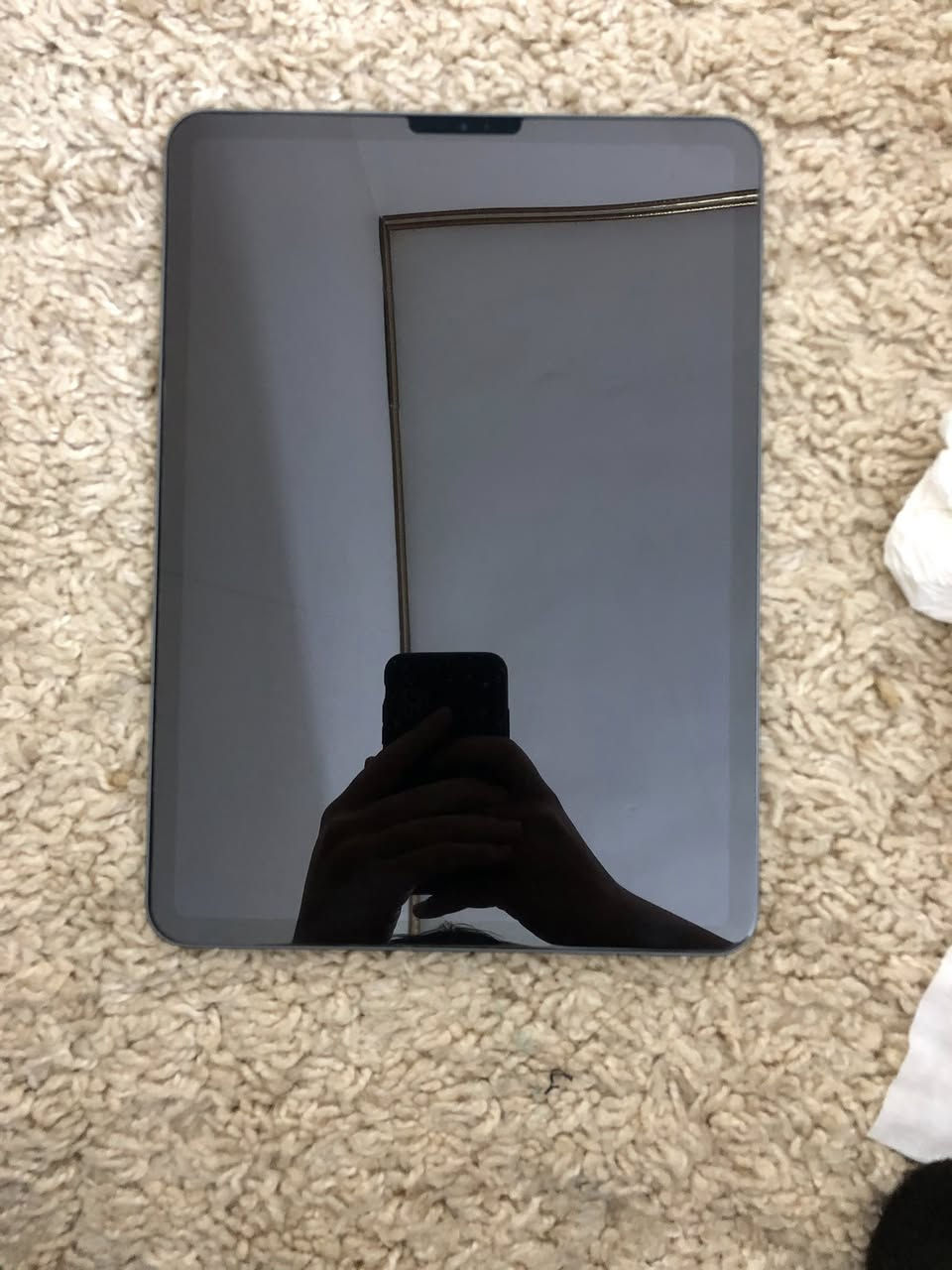 السلام عليكم
ايباد 11 pro الجيل الثاني M1
بطاريته 85 تطول استخدام العاب تقريبا ٩ ساعات و بالتصفح العادي يكفيك يوم كامل

الجهاز ما داخل صيانة نهائيًا وولا مفتوح
ببجي يدعم 120 فريم 
الجهاز نظيف و مال بيت شخطة وحدة ما بي و اني شخصيا استخدمة فقط للدراسة 
سبب البيع ما استخدمة بعد لِإن كملت دراسه 
ماكو توصيل ( توصيل ماكو ) 
للتواصل واتساب ***********
