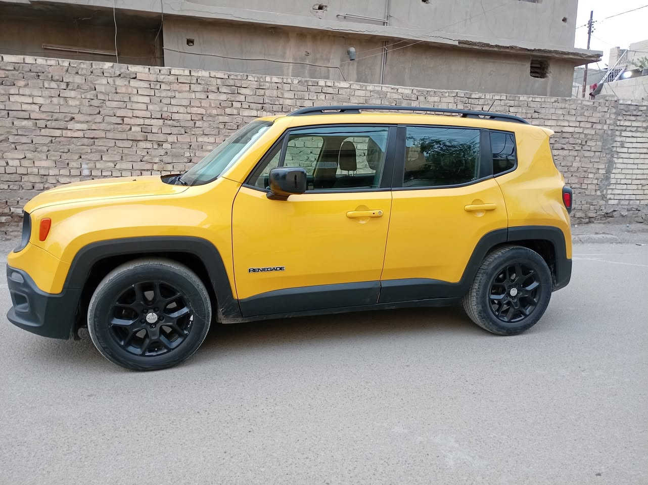 السلام عليكم ورحمة الله وبركاته
جيب رينجيد 2016 للبيع
رقم أربيل هزة جديدة سنوية ٢٠٣٠ 💥 
 السعر 106 بيهة مجال بسيط
حادثهة جاملغ خلفي وباب خلفي بجم كبس
محرك 2400 ماشية ٩٠ الف. مواصفات عادية بصمات ابواب وجنطة بدون فتحة.. مكان السيارة بغداد الكرخ الدورة..


**إذا كنت صاحب هذا الإعلان وتريد حذفه لأي سبب، رجاءا أرسل رسالة إلى الدعم الفني**