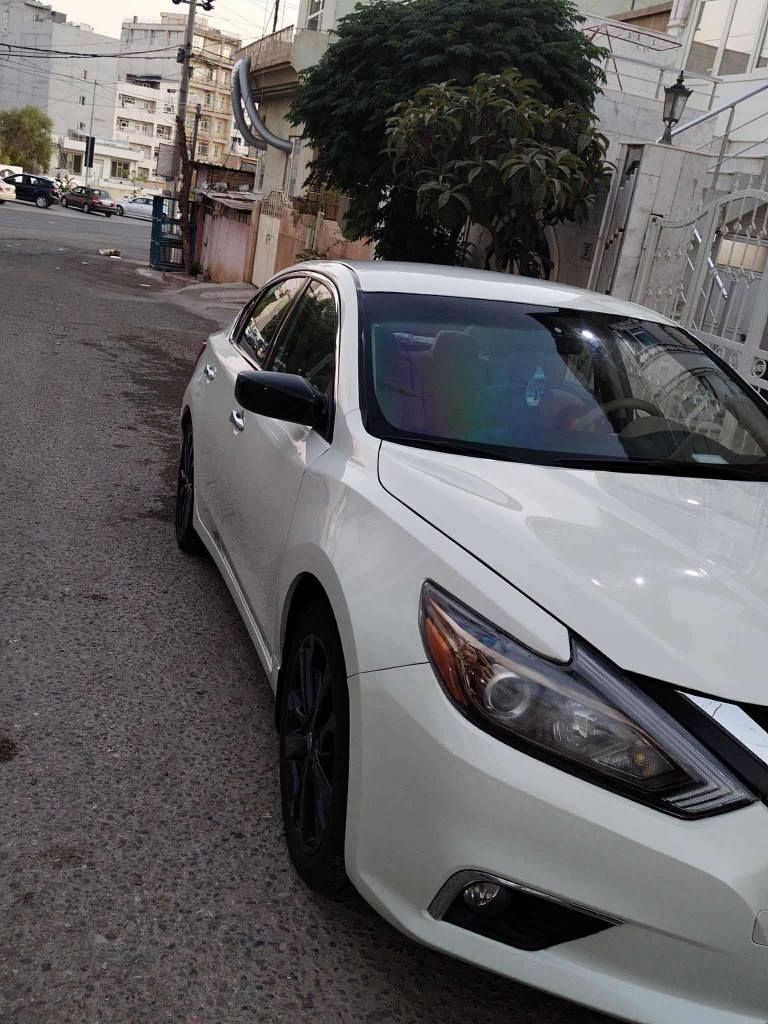 نيسان ئه لتيما موديل ٢٠١٨ مواسه فات .sv. سه ياره كه زورجوان وجايزه تازه كامل سيرفزي بوكراوه تايه و ويلي لوك. سه ناوي تا٢٠٢٨ تازه يه ٢ بارجه ي بوياخه بي ئيراباك ره سمي سونه رم داناوه شوين سليماني .*********** السليمانية, العراق
