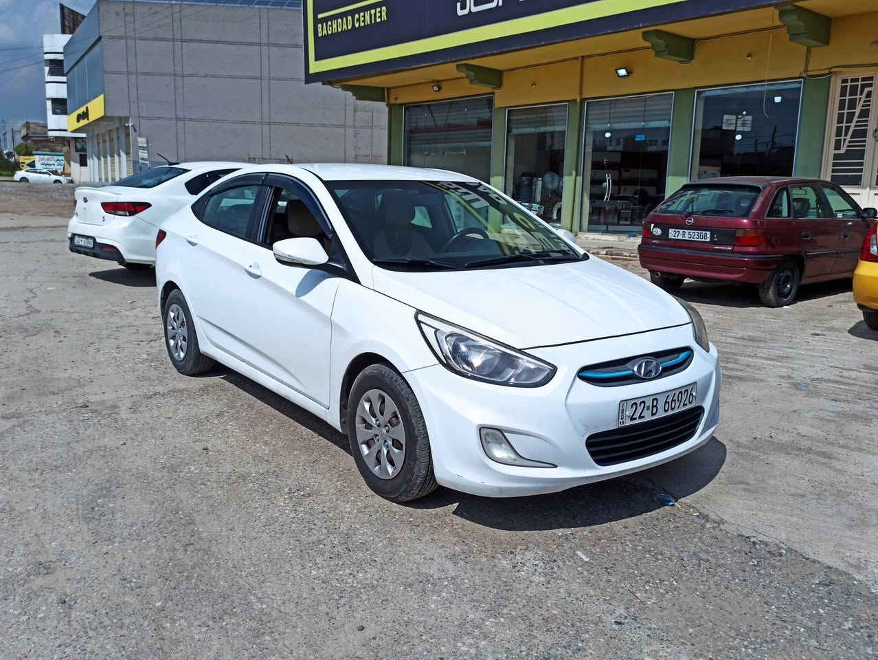 السلام عليكم 
اكسنت 
موديل 2018
وارد خليجي 
رقم اربيل الدولي 
سنويه وهزه جديده 
محرك وكير شرط 
محرك 14 دوش 
تبريد وتدفىه 
سياره ضررها نص جاملغات خلفيه وقبغ صندوك صبغ بيها كم حالوبه بالسقف  بدون دواخل شرط 
شرط التحويل 
السعر 98$ وبيها مجال 
🛑ملاحظه مهمه
 يرجى الاتصال من  الساعه 9 صباحأ إلى الساعه 9 مساء
#العنوان موصل الجديده شارع بغداد مجاور سنتر بغداد
#مكتب ال رزان للسيارت
***********
***********
