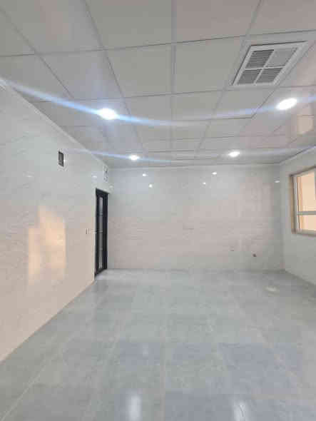 يتوفر 🛑🛑🛑🛑🛑🛑🛑🛑🛑🛑
دار للايجار 
في حي الحدباء 👉👉👉👉👉👉👉👉👉👉
مساحة 250 متر 
بناء حديث فول سيراميك بورسلين 
زيرو 
طابقين 🫸🫸🫸🫸🫸🫸🫸🫸🫸
ط1 يتكون من غرفتين نوم وهول واستقبال وصيحات ومطبخ 

ط2 يتكون من اربع غرف نوم وهول وصيحات ومطبخ 
السعر 800 

للاتصال والاستفسار ***********
                                ***********
